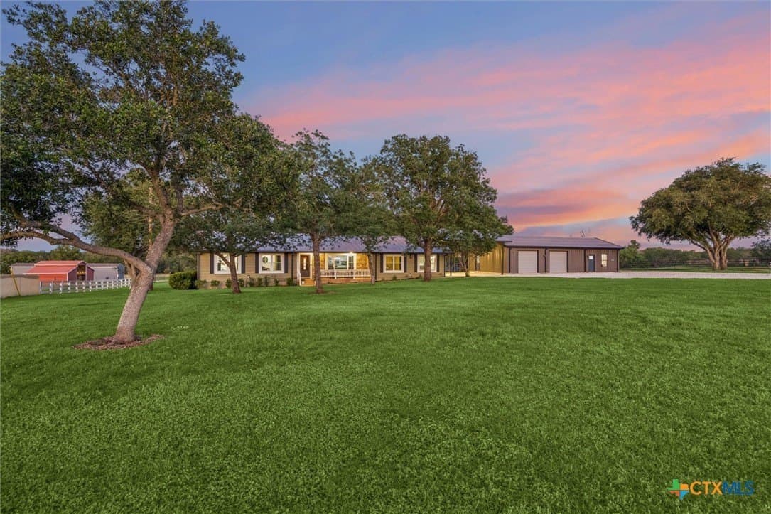 14.63 acres in Guadalupe County gallery image 2