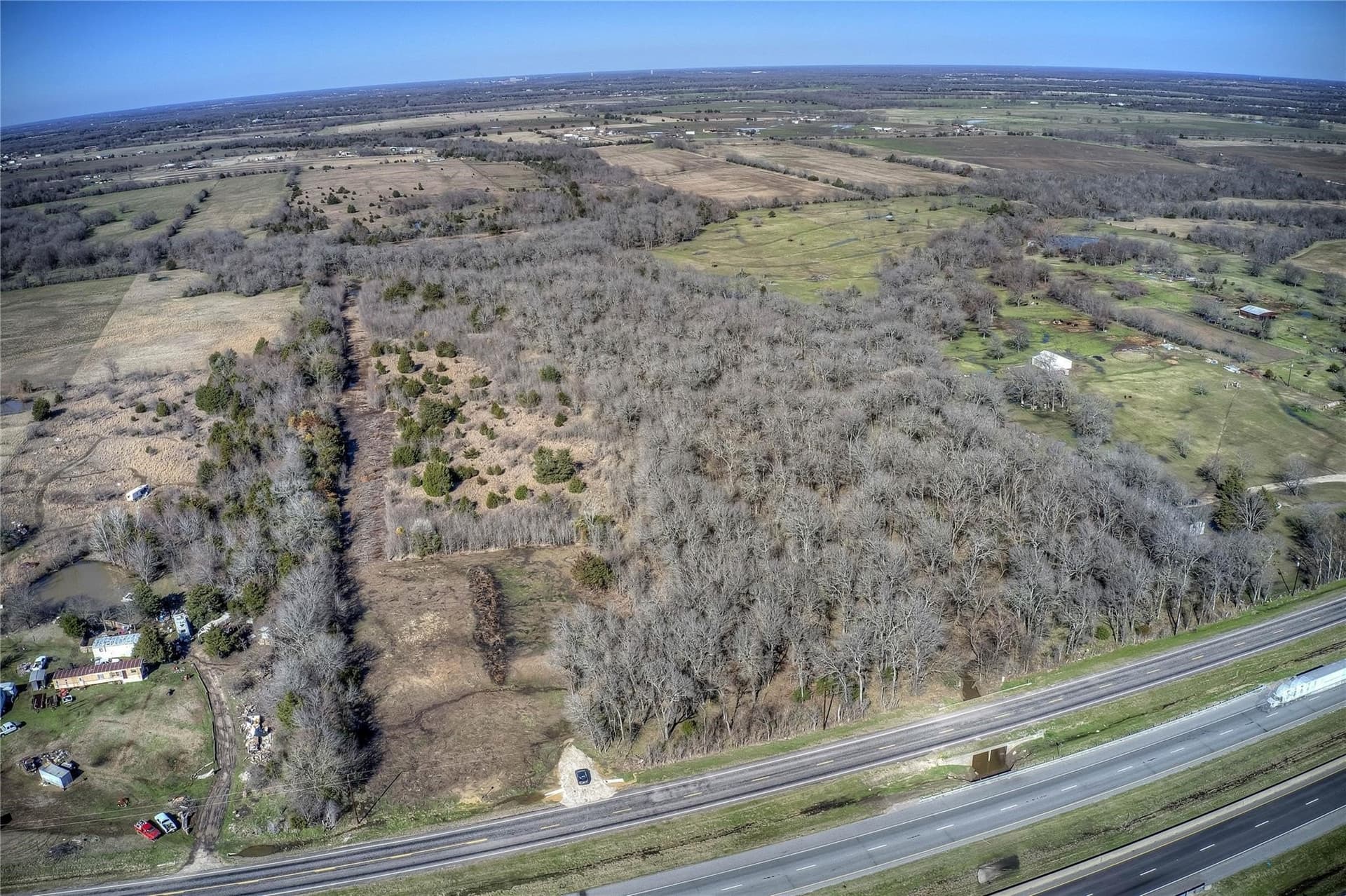 30.01 acres in Hunt County - photo 3
