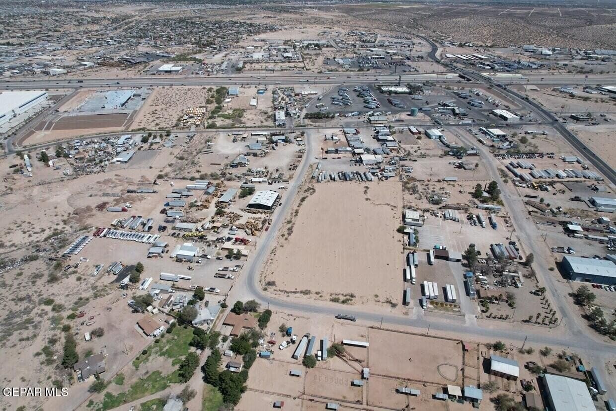 5.29 acres in El Paso County gallery image 3