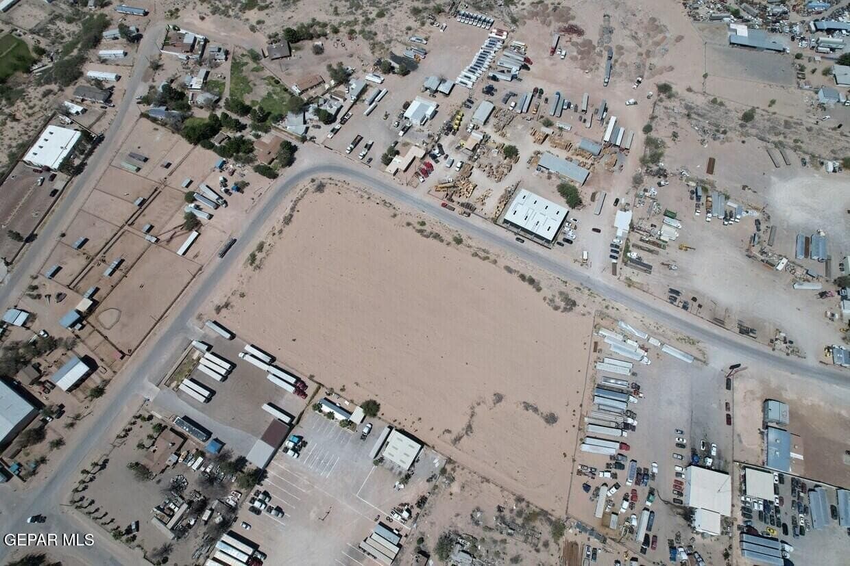 5.29 acres in El Paso County gallery image 4