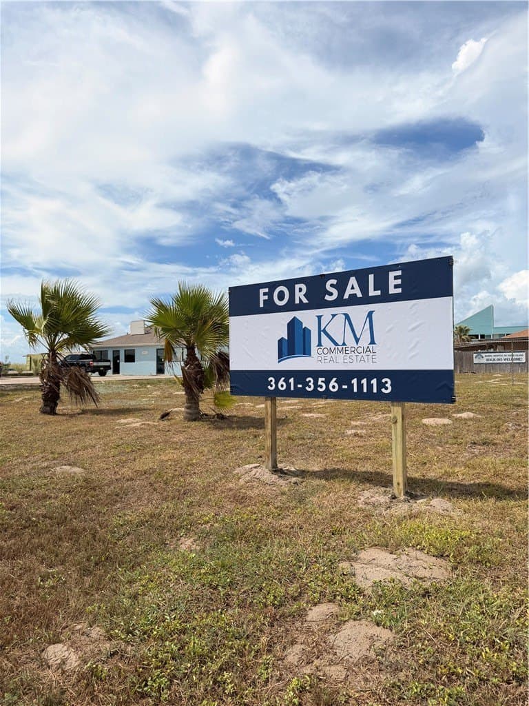 0.43 acres in Nueces County - photo 8