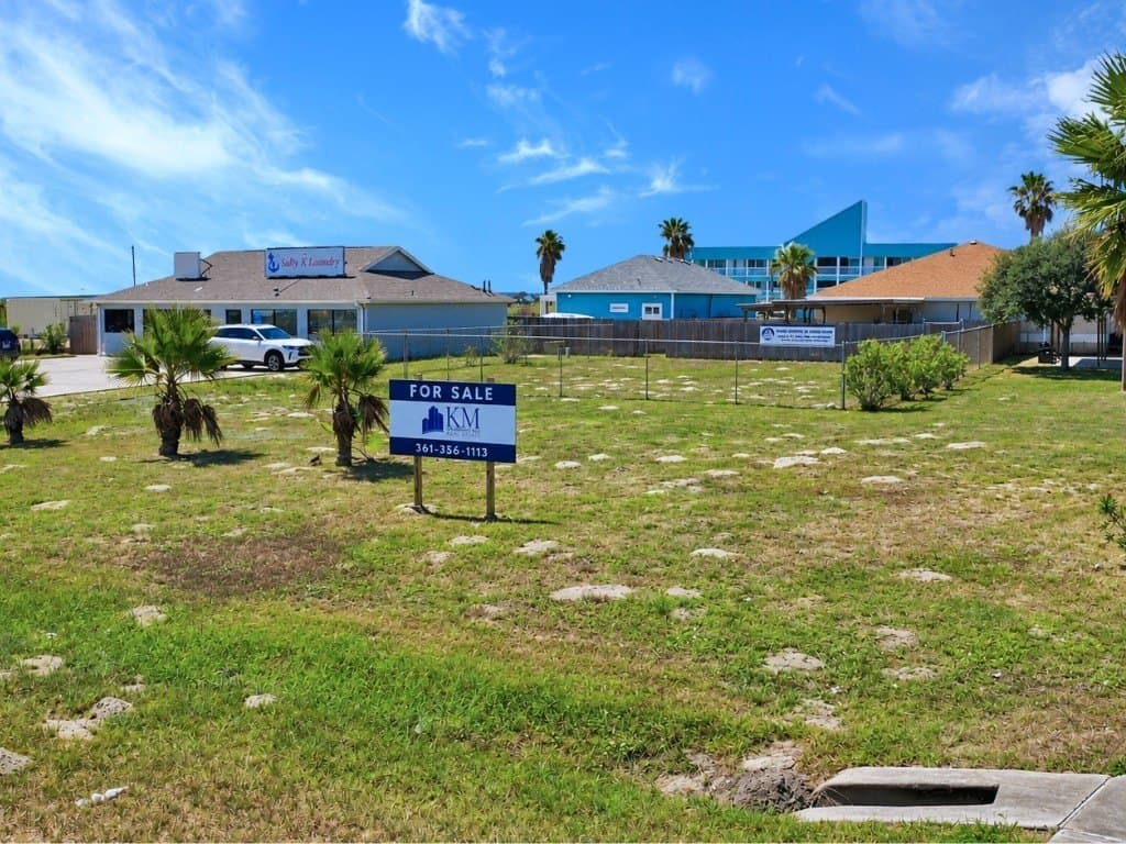 0.43 acres in Nueces County - photo 3