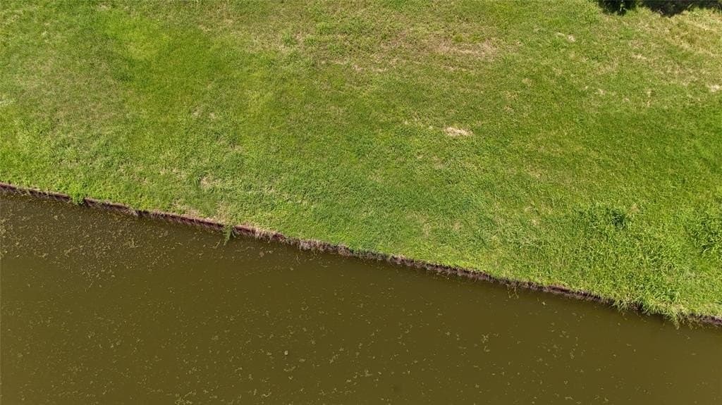 0.72 acres in Navarro County gallery image 4