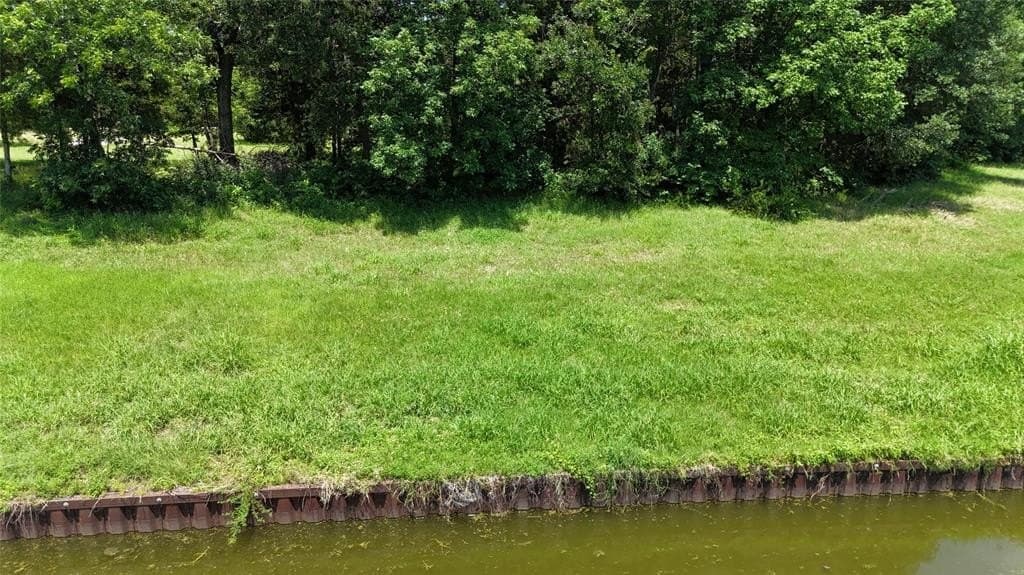 0.72 acres in Navarro County featured view