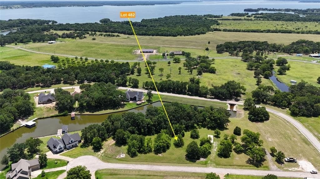 0.72 acres in Navarro County gallery image 2