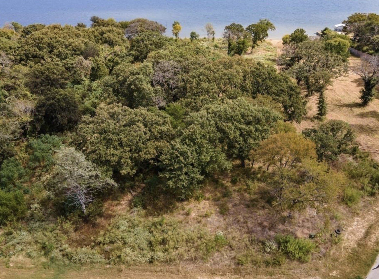 1.55 acres in Kaufman County gallery image 3