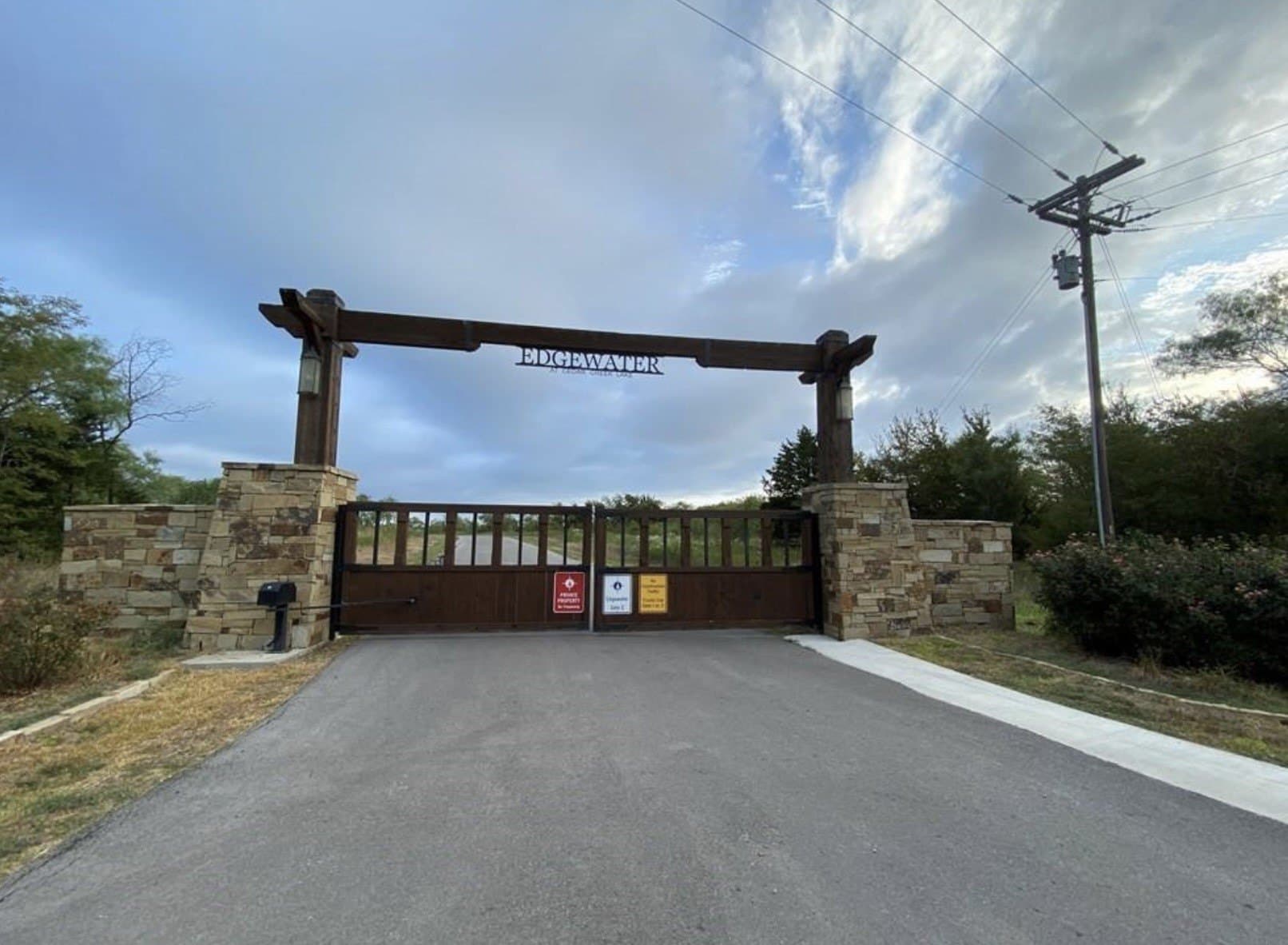 1.55 acres in Kaufman County featured view