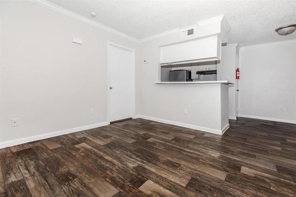 10.4 acres in Harris County gallery image 3