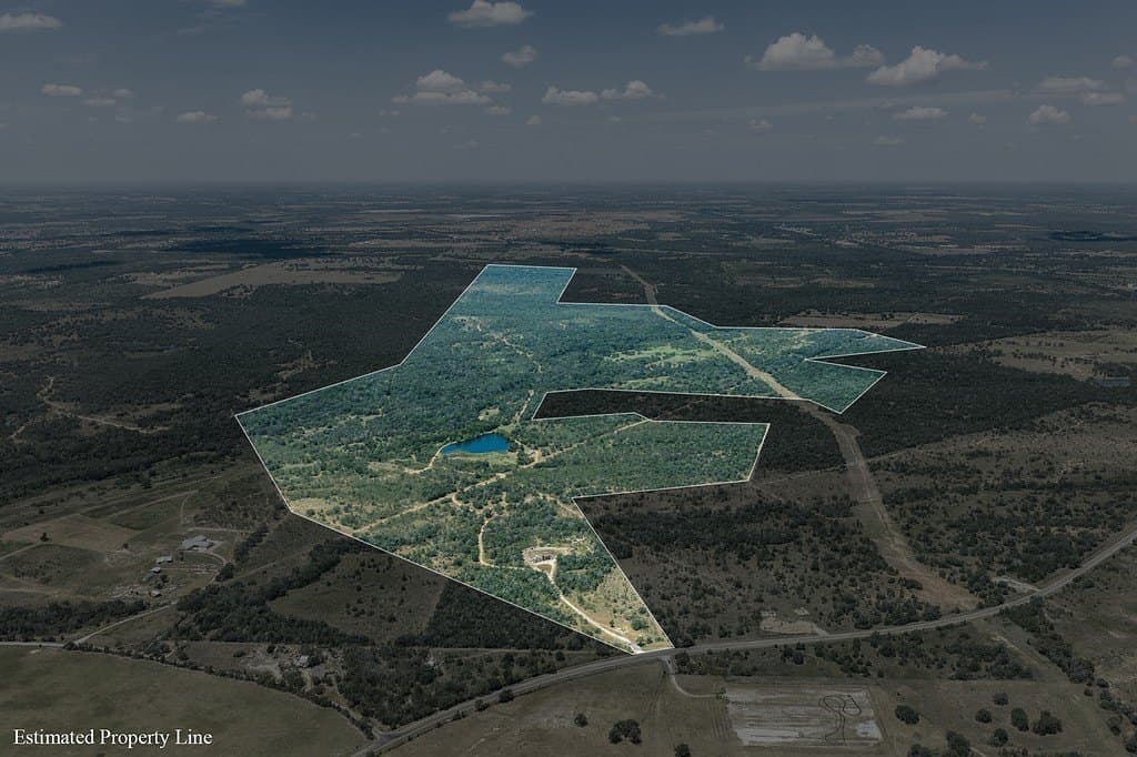596.54 acres in Gonzales County - photo 11