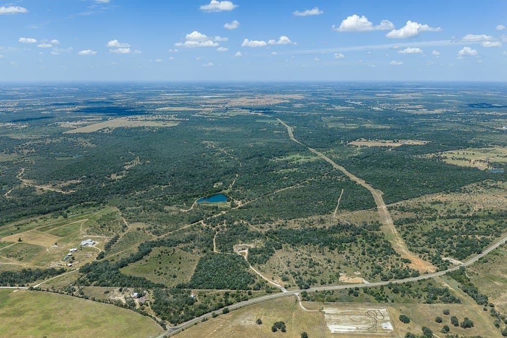 596.54 acres in Gonzales County - photo 12