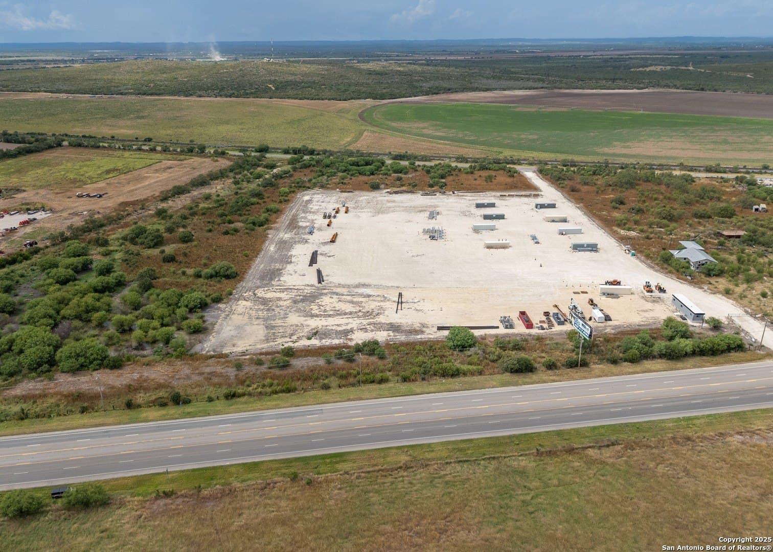 32.89 acres in Uvalde County - photo 14