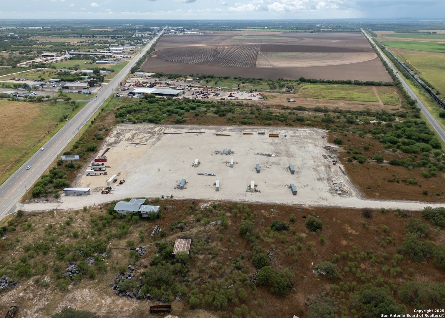 32.89 acres in Uvalde County - photo 13