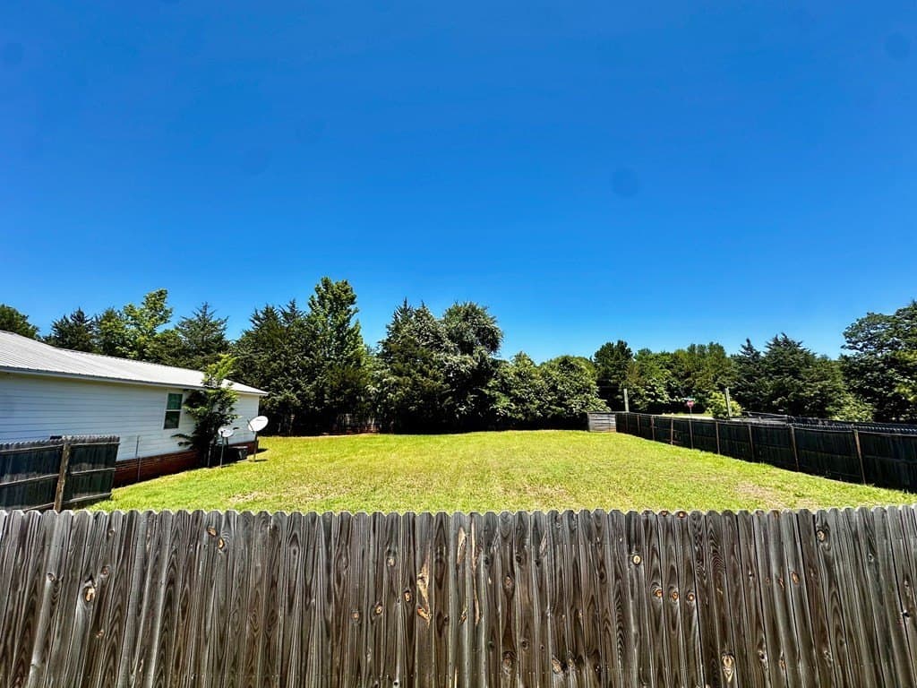 0.17 acres in ANDERSON County featured view