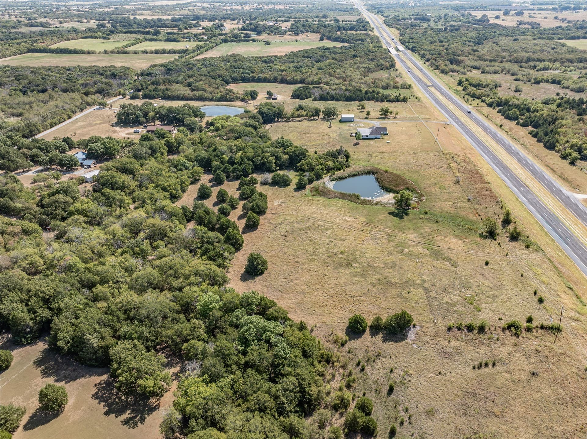 10 acres in Grayson County - photo 2