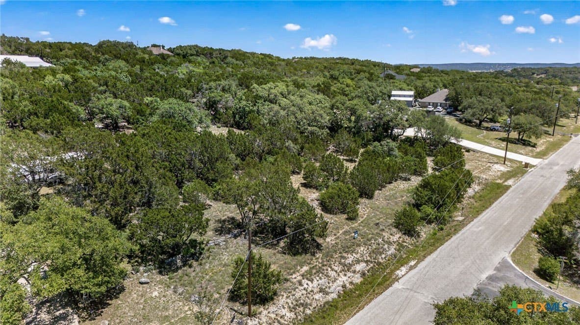 1.01 acres in Comal County - photo 5