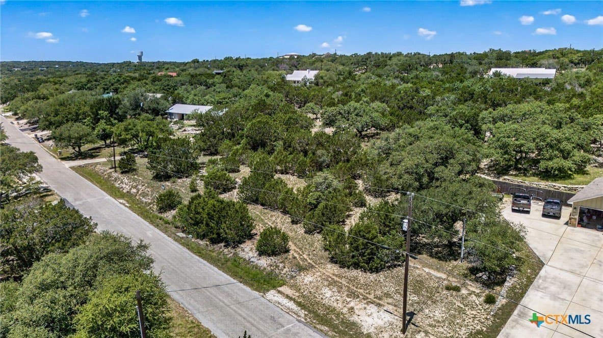 1.01 acres in Comal County - photo 4