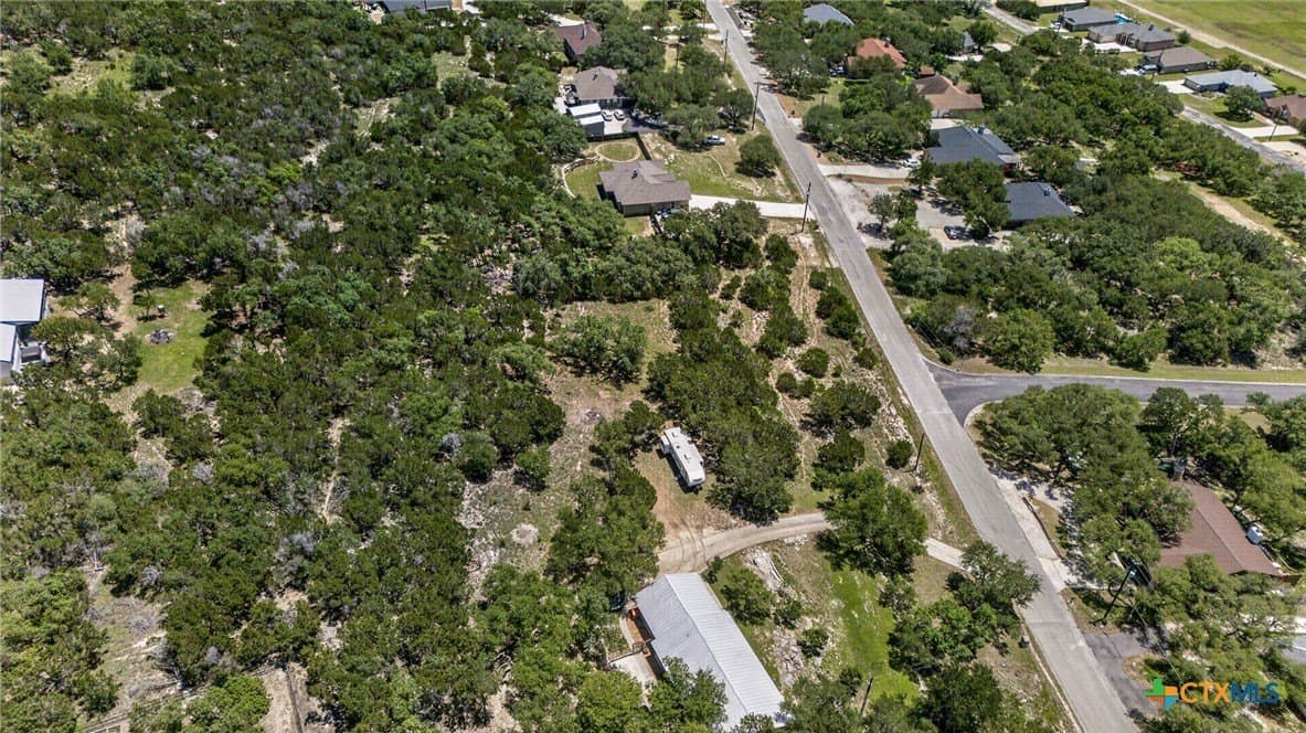 1.01 acres in Comal County - photo 10