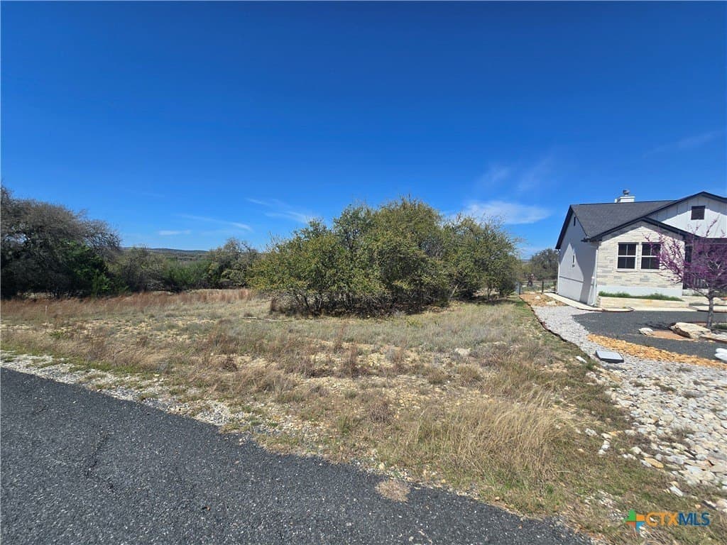 0.29 acres in Blanco County gallery image 4