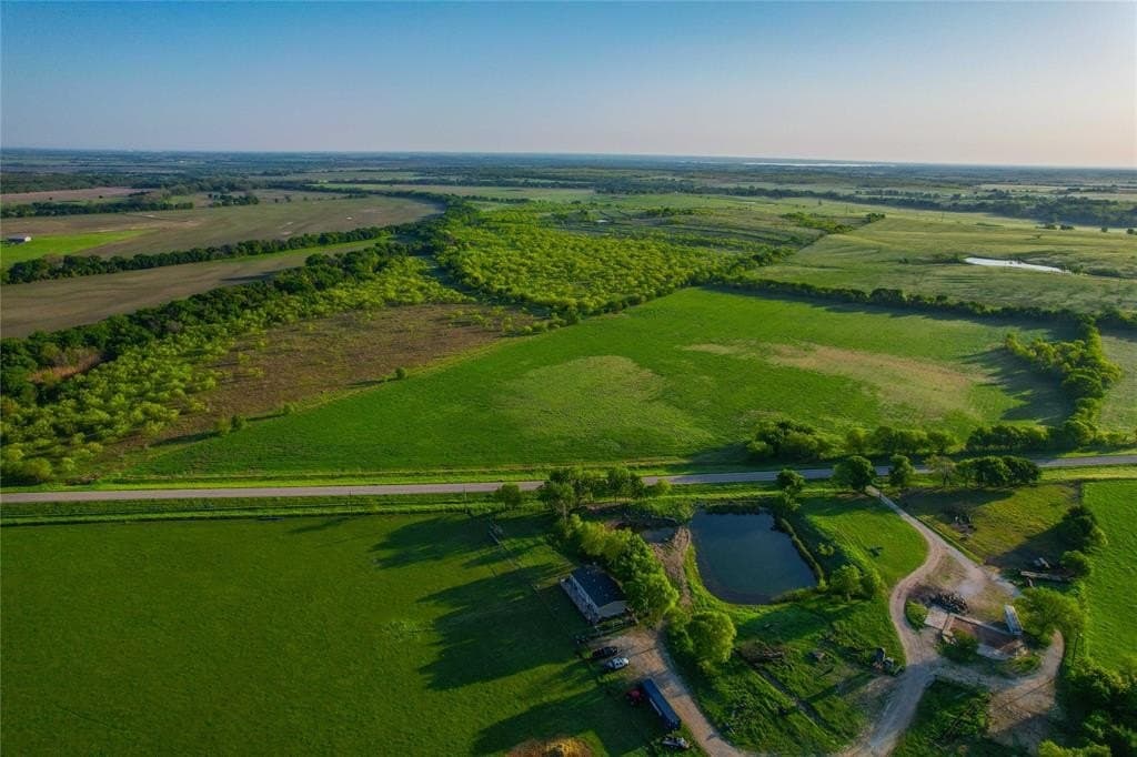 31 acres in Hill County gallery image 3