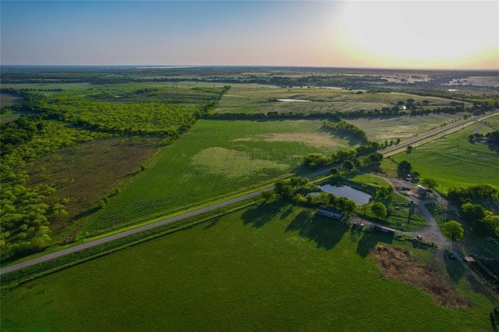 31 acres in Hill County gallery image 4