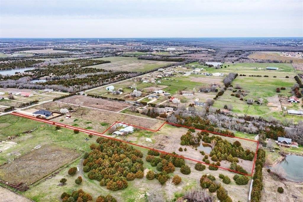 3.3 acres in Collin County gallery image 3