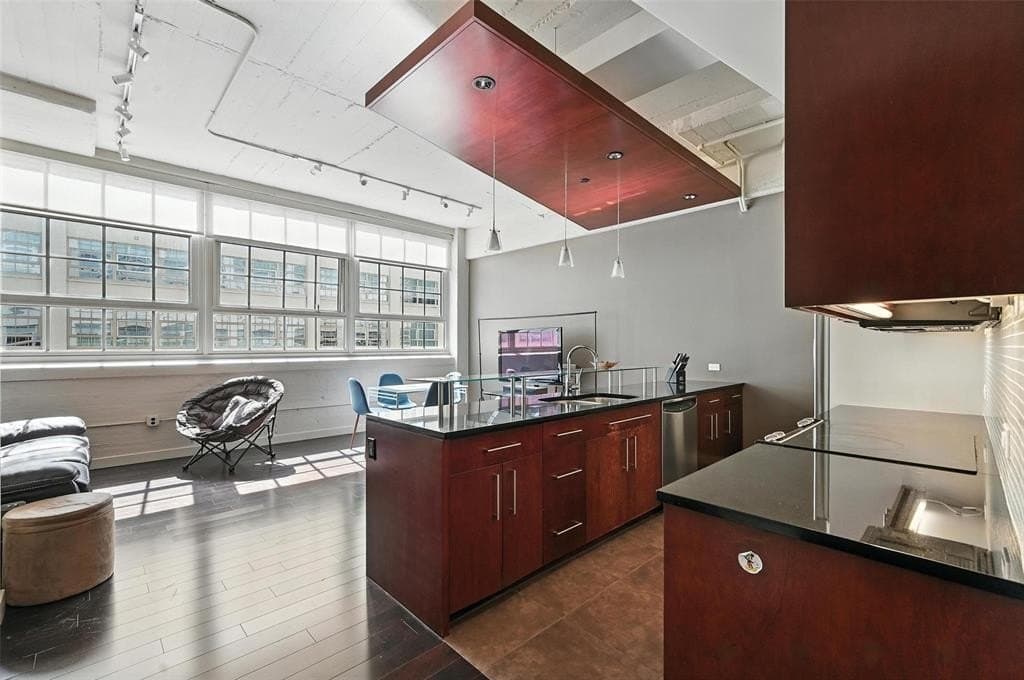 10.68 acres in Tarrant County gallery image 3