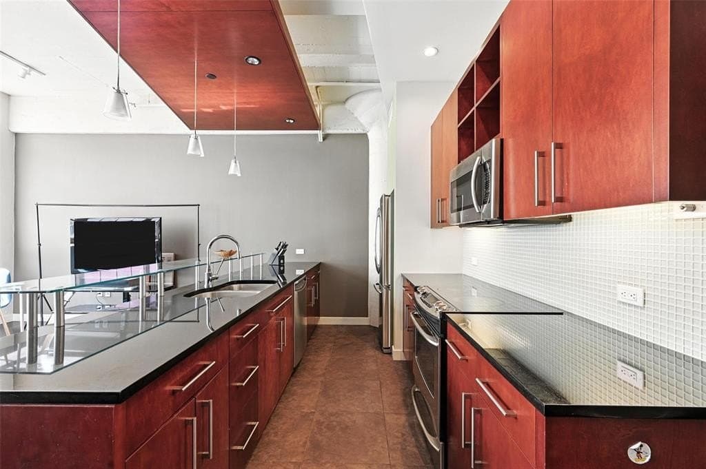 10.68 acres in Tarrant County gallery image 4