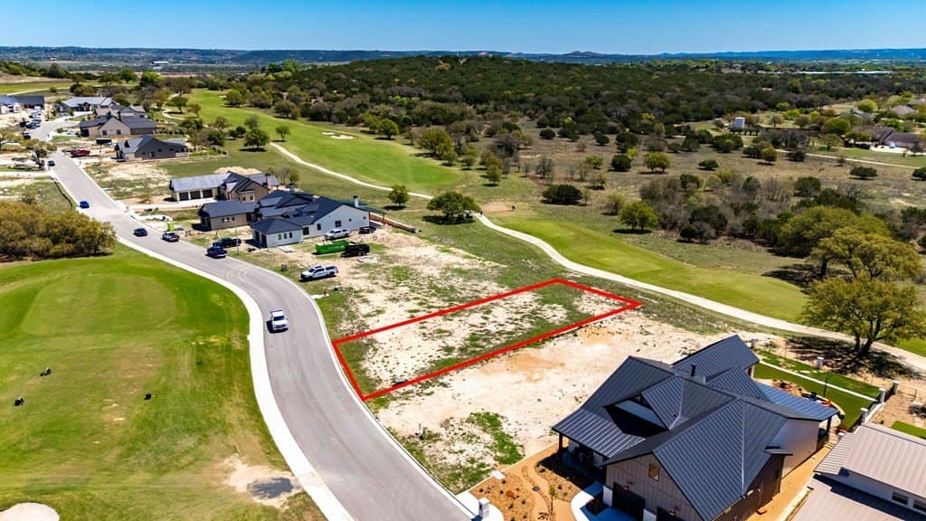 0.21 acres in Kerr County - photo 12