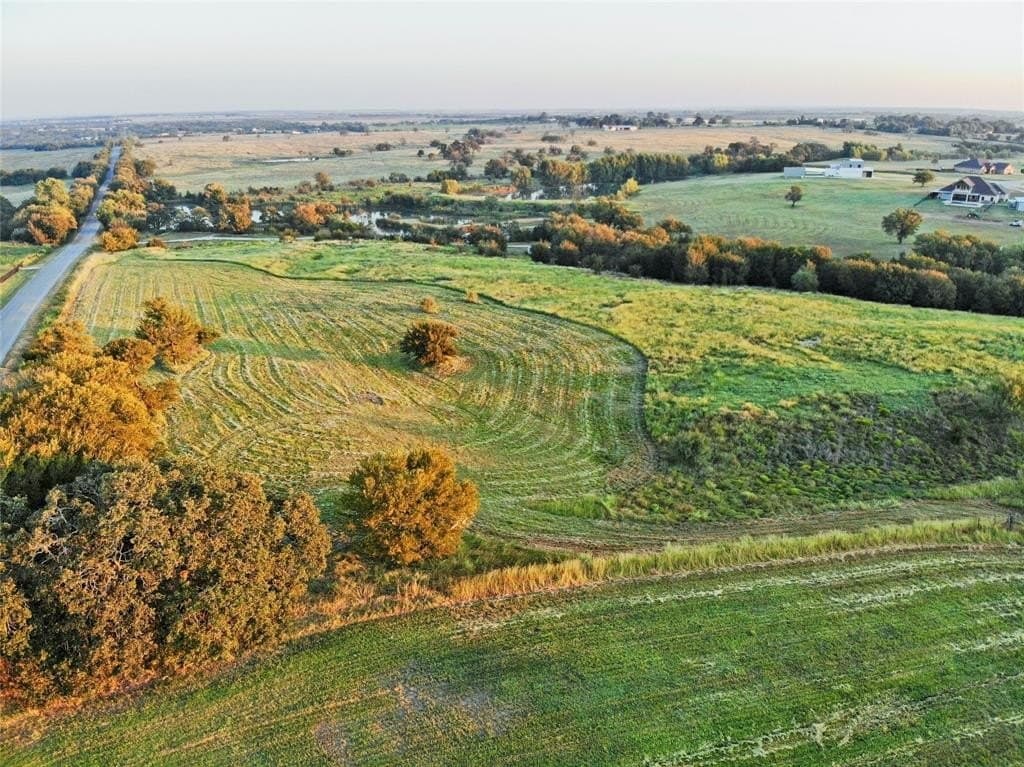 9.41 acres in McLennan County gallery image 2