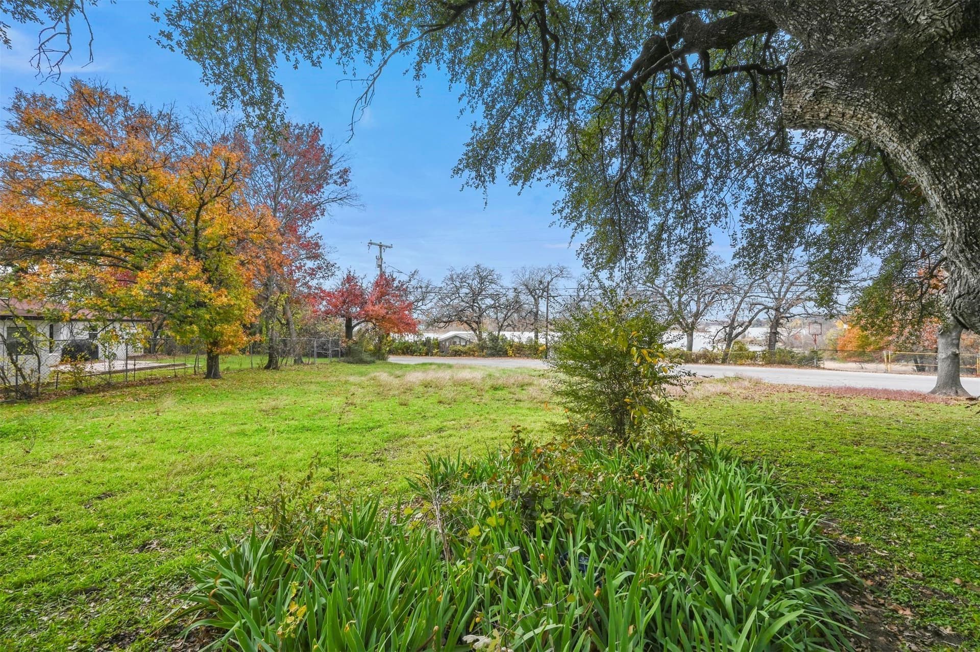 0.3 acres in Tarrant County - photo 15
