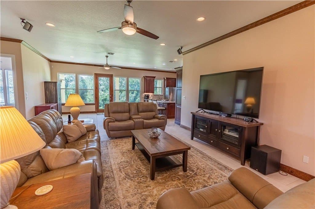 5.75 acres in AUSTIN County - photo 5