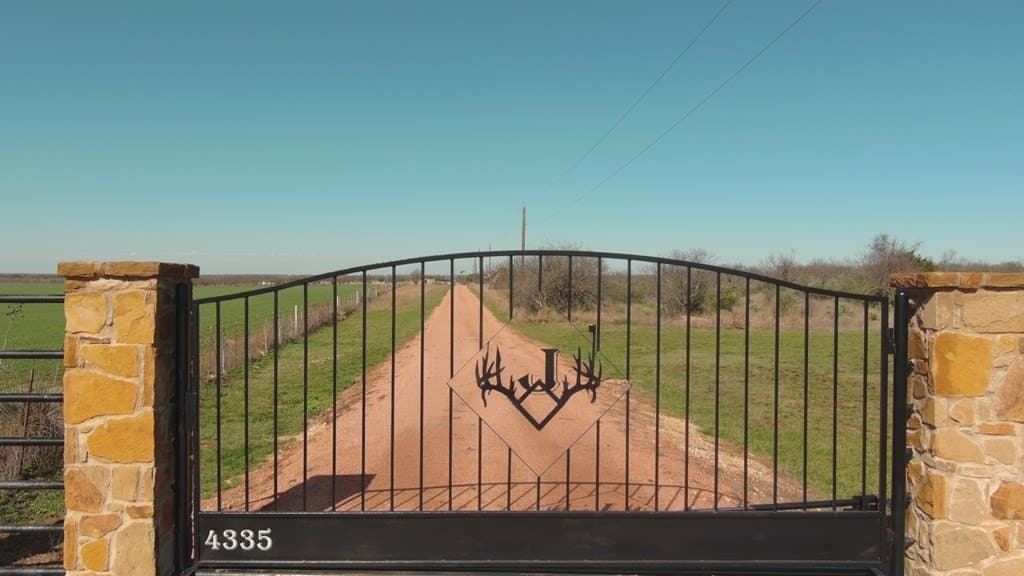 123 acres in McCullough County gallery image 2