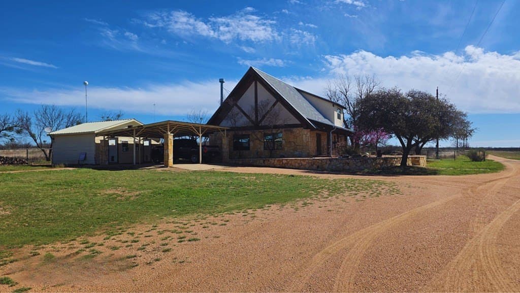 123 acres in McCullough County gallery image 2