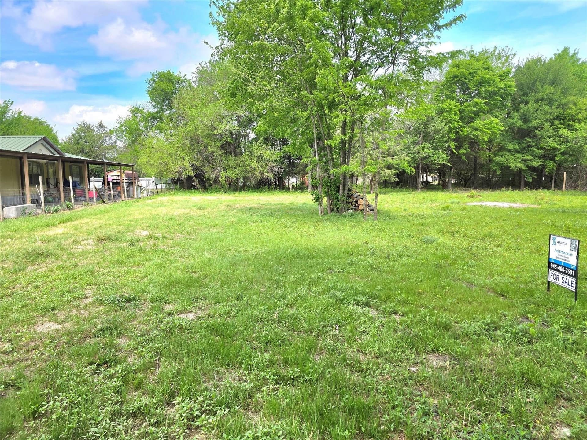 0.29 acres in Navarro County - photo 2