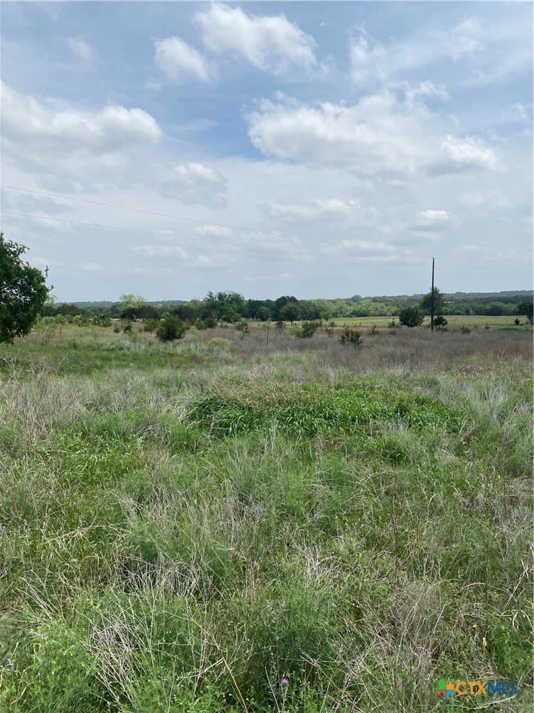 1.62 acres in Lampasas County