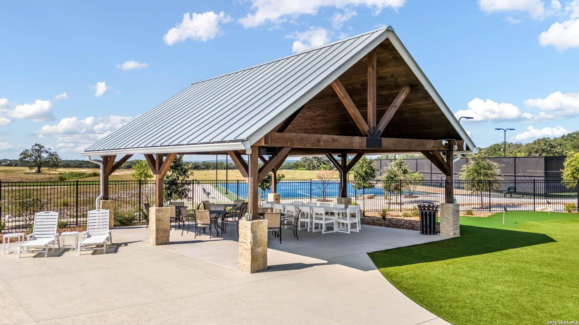1.08 acres in Comal County - photo 4