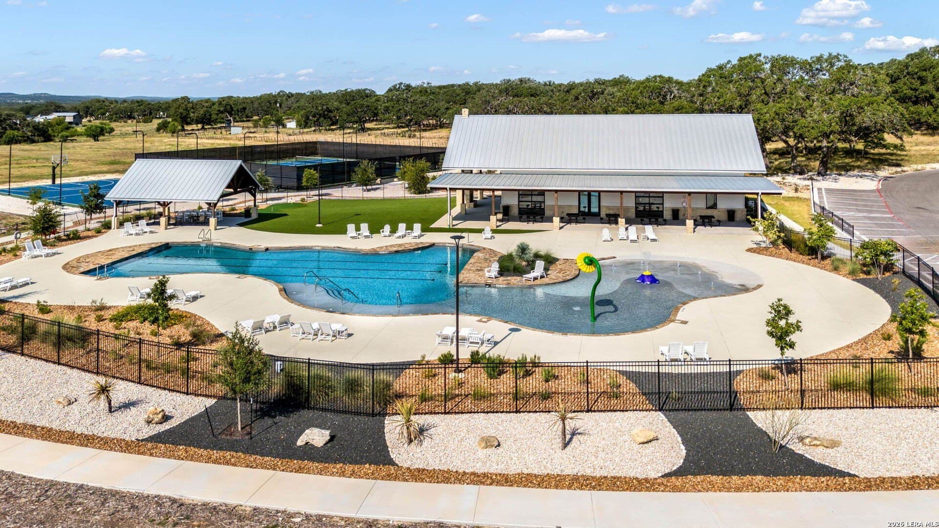 1.08 acres in Comal County - photo 3