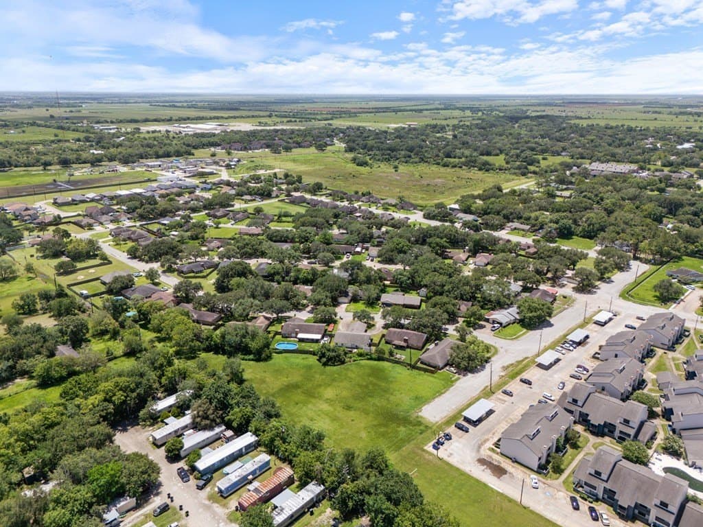 1.4 acres in Bay City County - photo 7