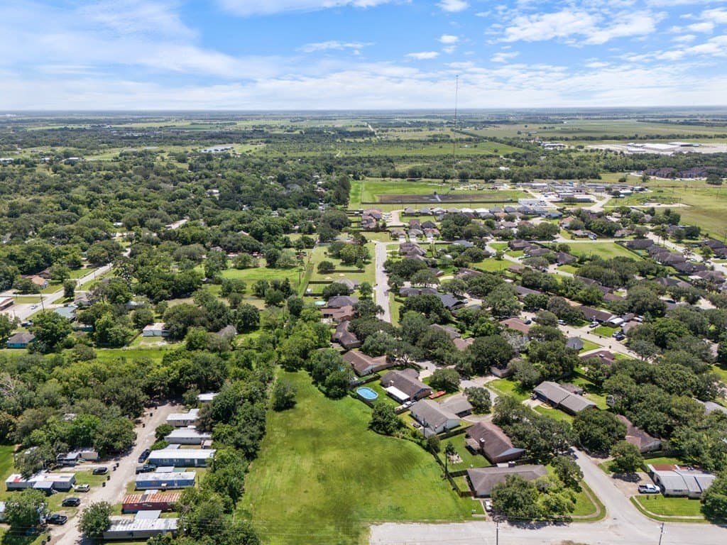 1.4 acres in Bay City County - photo 6