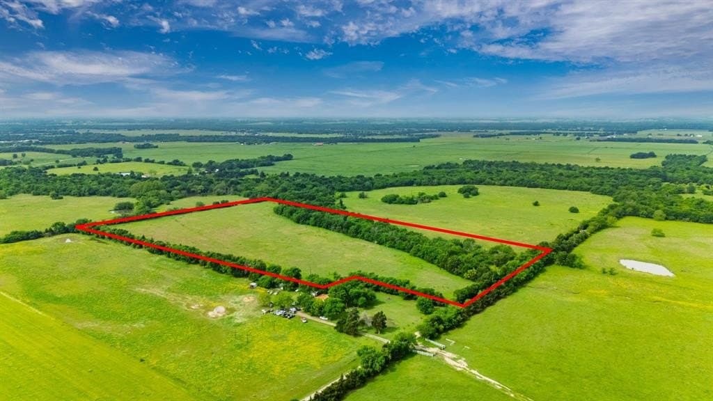 20 acres in Hunt County