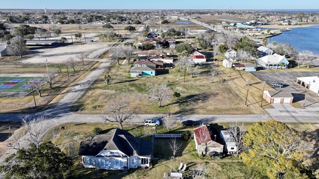 0.44 acres in Palacios Area County - photo 8