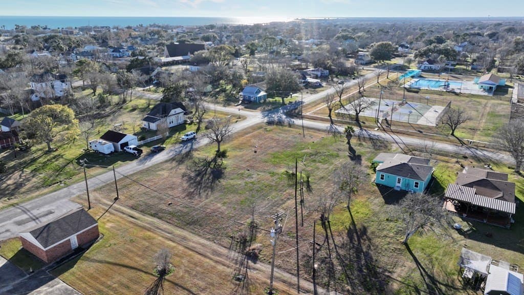 0.44 acres in Palacios Area County - photo 10