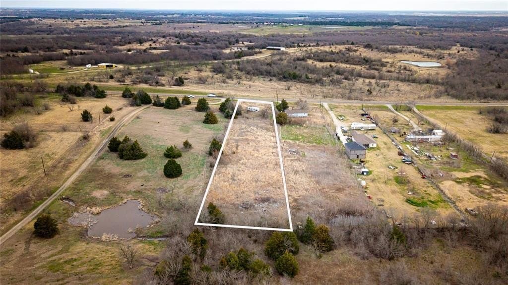 2.04 acres in Ellis County featured view
