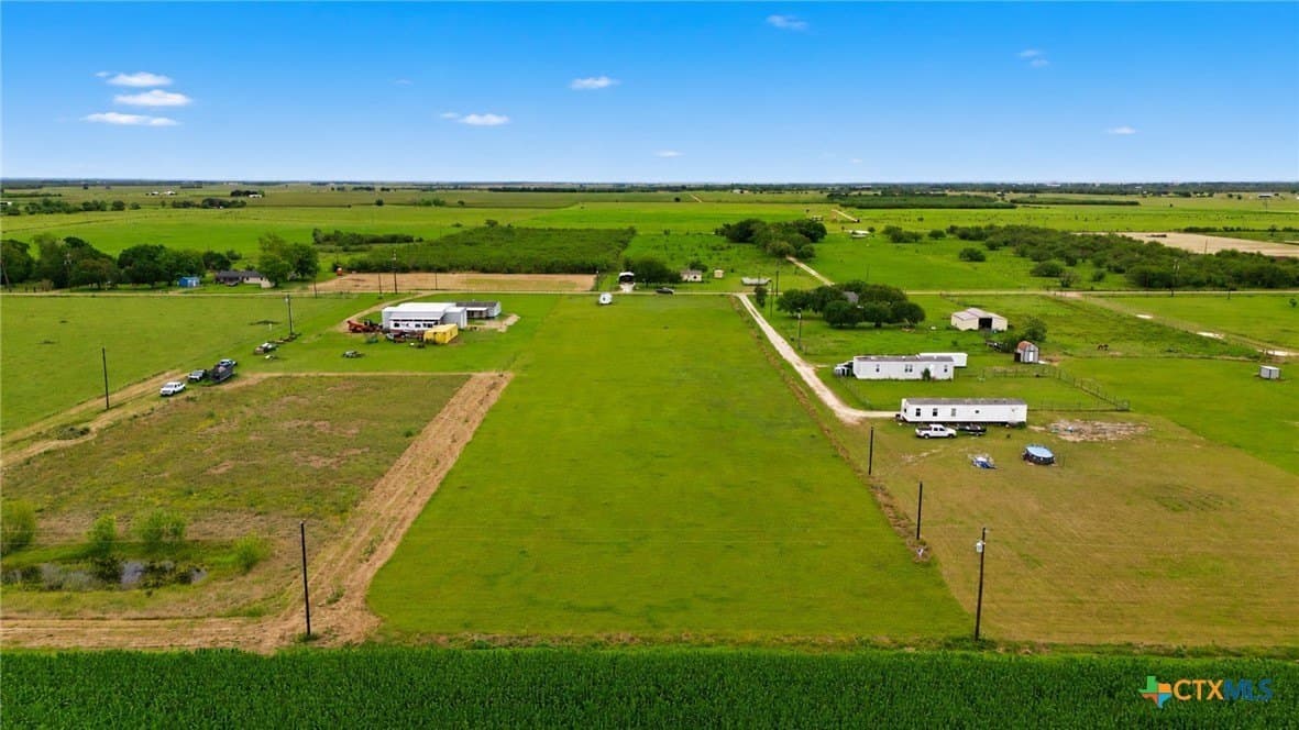 3.39 acres in Victoria County - photo 10