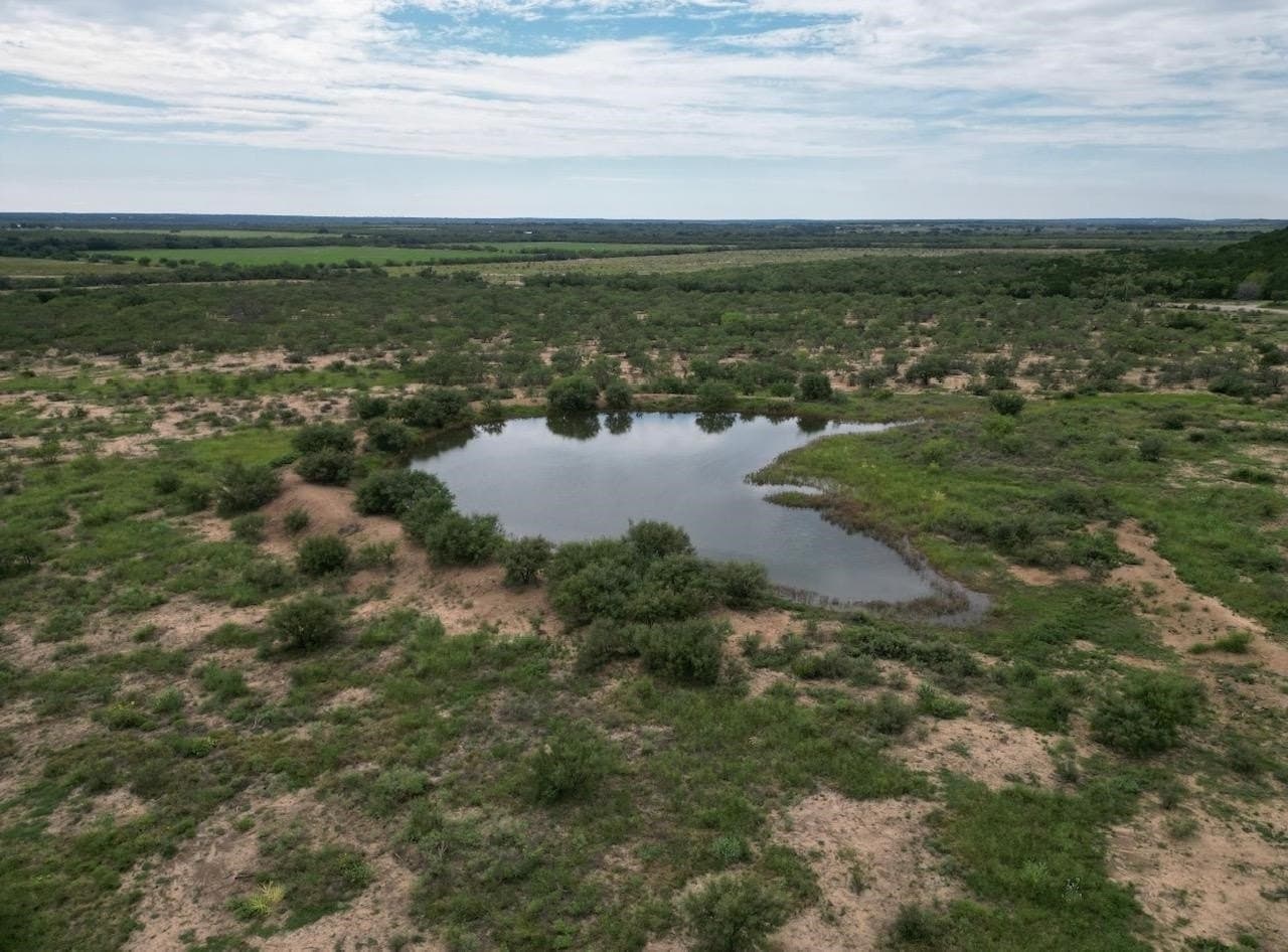 220 acres in McCulloch County