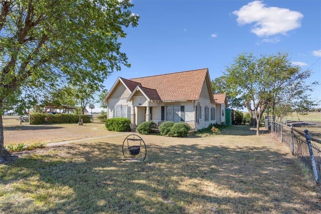 10.45 acres in Coryell County gallery image 3
