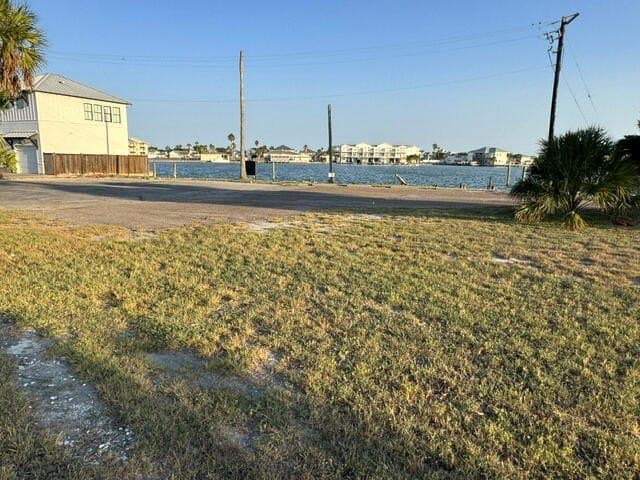 0.5 acres in Texas County - photo 5