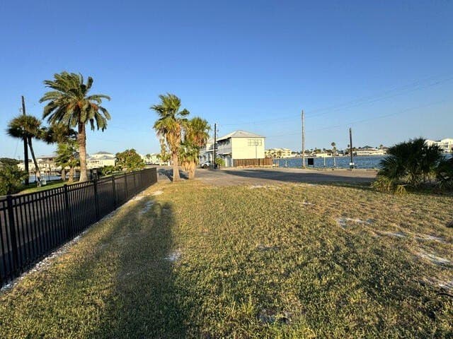 0.5 acres in Texas County - photo 6