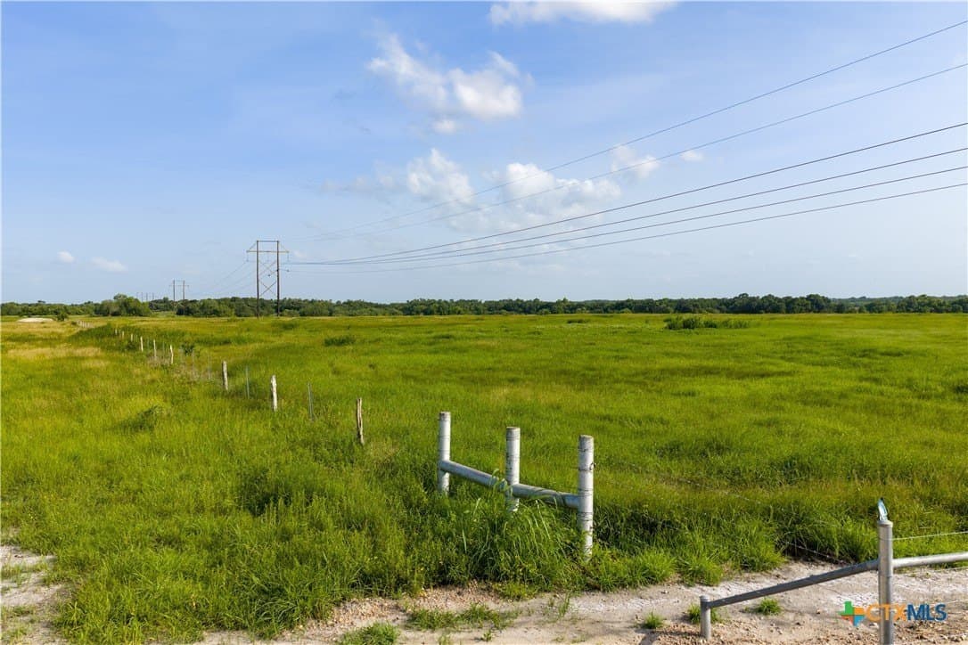 29.45 acres in Victoria County - photo 24