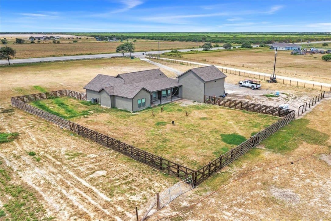 100,000 acres in Nueces County - photo 3